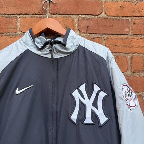 New York Yankees Nike dugout jacket 2020 L - Picture 2 of 8